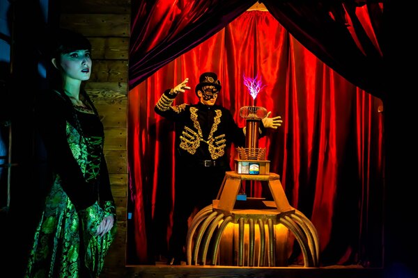 Фотография перформанса «Хранитель иллюзий»